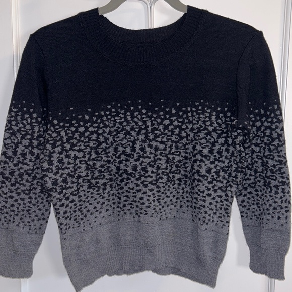 *4 FOR 30* Crewneck Patterned Sweater Size S - Picture 2 of 5